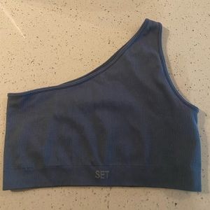 One shoulder SET Active sports bra (worn once!)